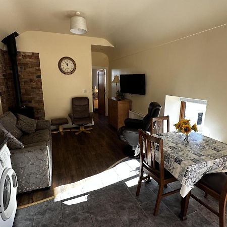 Cosy Barn Conversion In The Mournes Ньюрі Екстер'єр фото