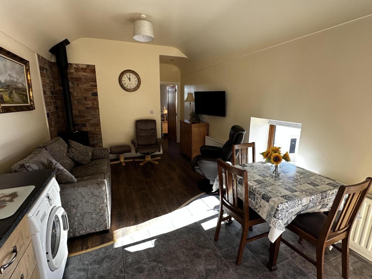 Cosy Barn Conversion In The Mournes Ньюрі Екстер'єр фото